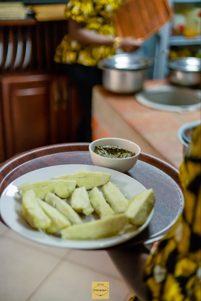 OmeraTable's tweet image. Our culture lives in the food we share. Start your Monday with traditional Northern and Eastern Ugandan dishes prepared with love and heritage. 

#TasteOfTogetherness #CultureOnAPlate