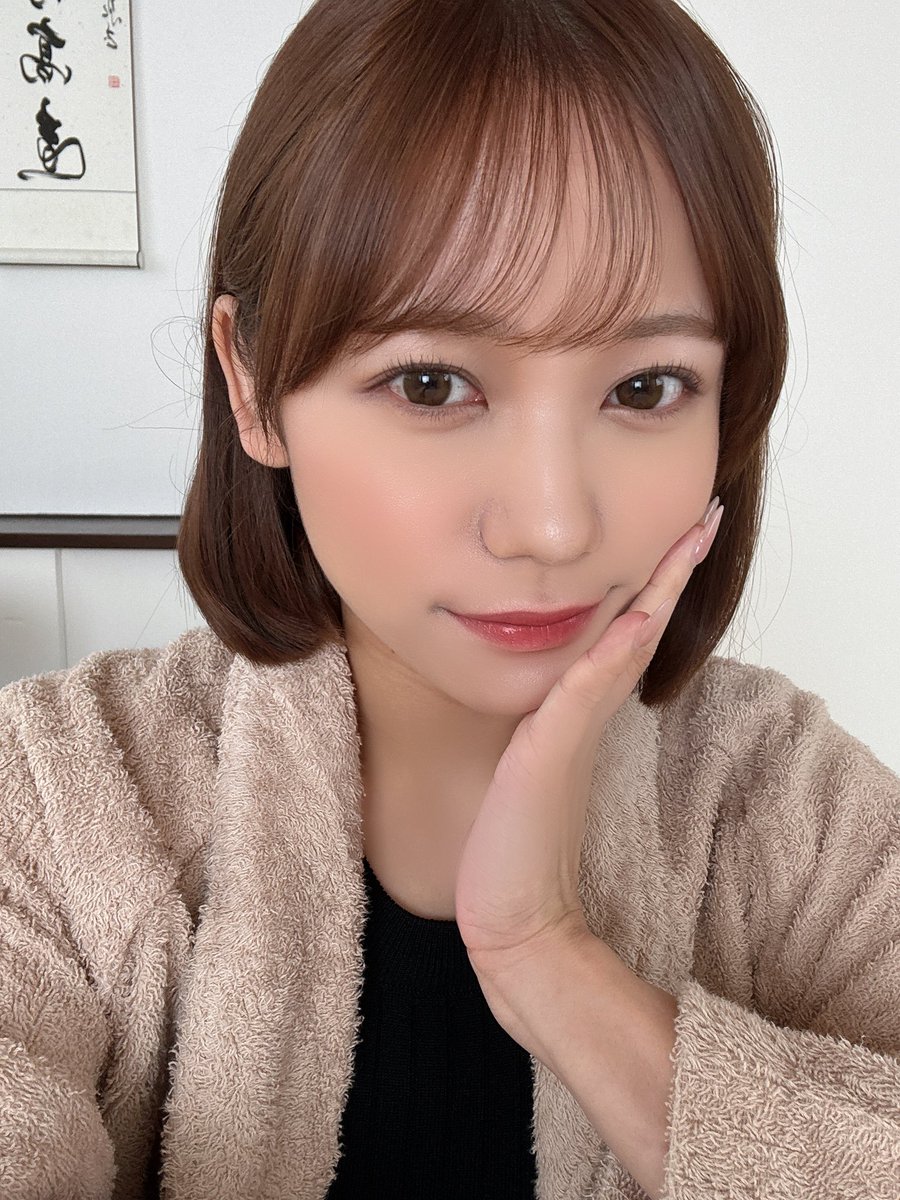 onoderamai_'s tweet image. 左上なんて書いてあるんだろ