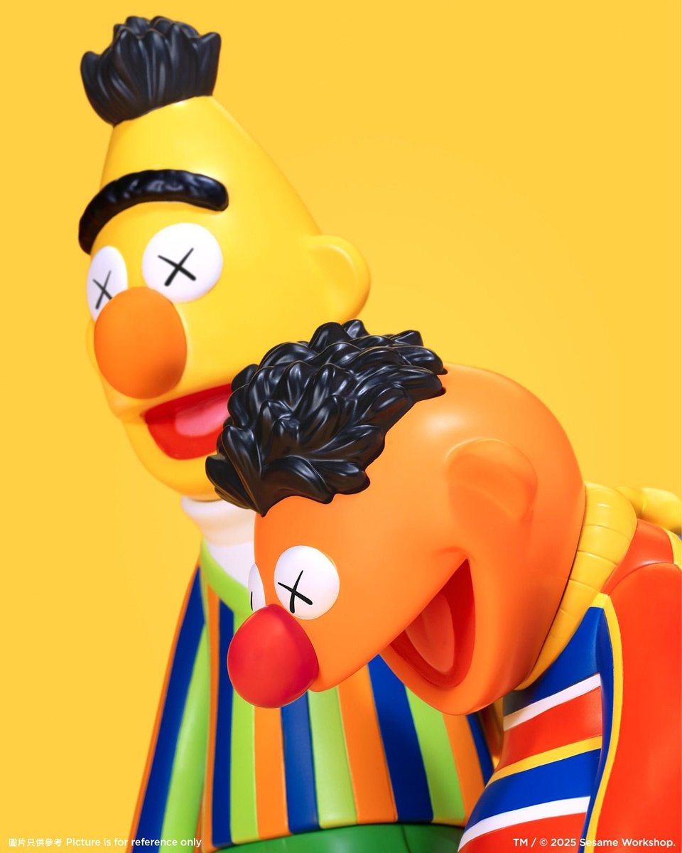 ModernNotoriety's tweet image. KAWS x Sesame Street (2025)