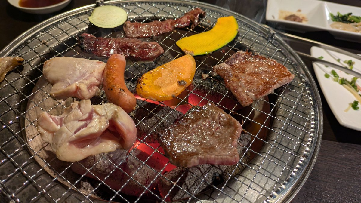 shimaz_hobby's tweet photo. 今晩は焼き肉。
#北中城村
#gosamaru https://t.co/QibjjDvOLQ
