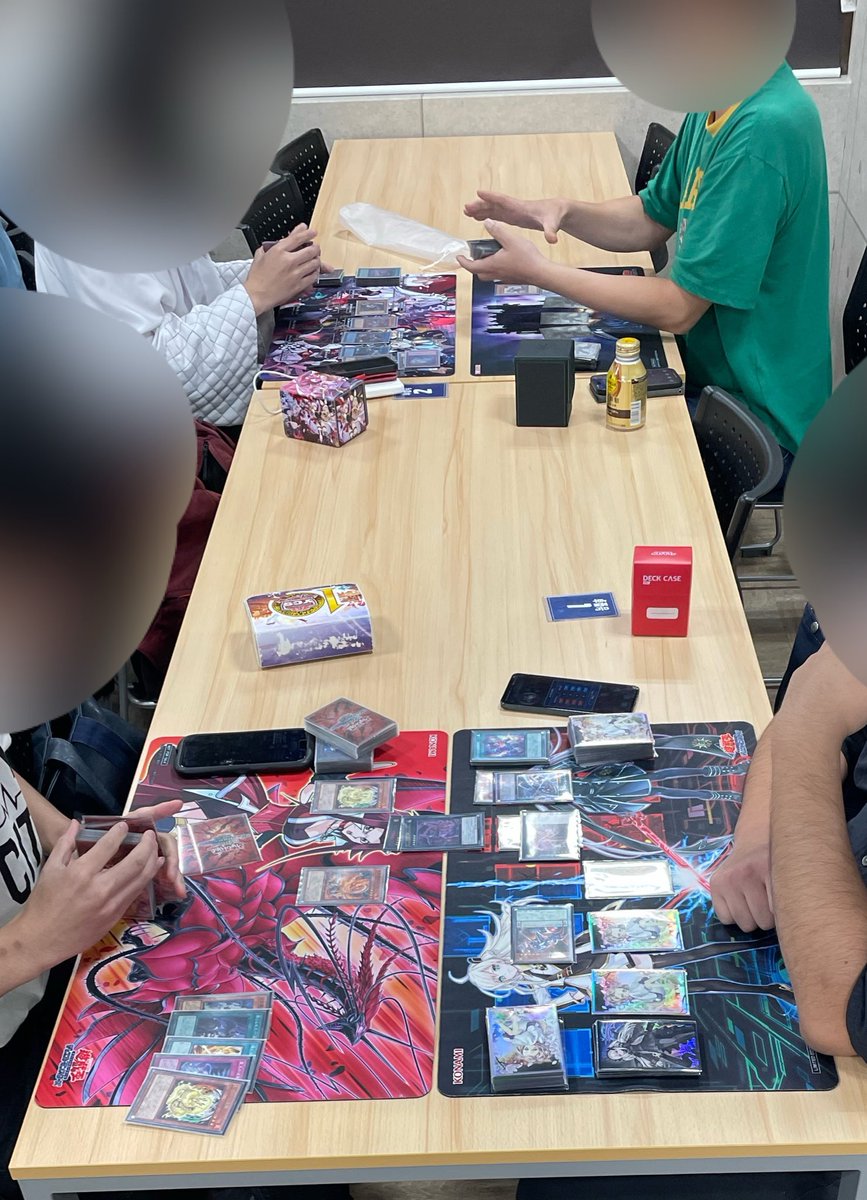 【大会情報📢】
 #遊戯王

本日18時より遊戯王ランキングデュエル(マッチ)を参加者4名で開催しました🌟

🥇🏆優勝者🏆🥇
㊗️🥳アミティSUさん🥳㊗️

本日もご参加頂きありがとうございました🙇‍♂️

次回の遊戯王ランキングデュエル(マッチ)は10/20(月)1️⃣8️⃣:0️⃣0️⃣～開催です❕