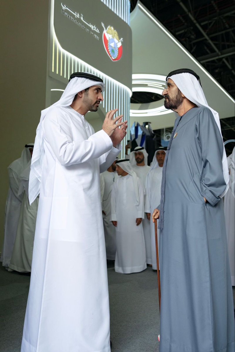 NET_AD's tweet image. محمد بن راشد : أثناء افتتاح معرض جايتكس جلوبال اليوم، حيث تجتمع 170 دولة يمثلها أكثر من 6000 مؤسسة وشركة وما يزيد على 1400 متحدث ضمن أهم حدث عالمي للتكنولوجيا والذكاء الاصطناعي، فخور بمشاركة ومواكبة المؤسسات الحكومية، فخور بمشاركة شركاتنا الوطنية، وفخور بوطني الذي استطاع أن يجمع…