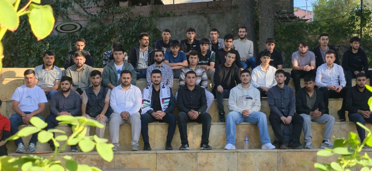 “Şeyh Said Efendi’nin Asaleti, Meclis’tekilerin Soyundan Daha Değerlidir”

Genç’te HÜDA PAR Gençlik Kolları tarafından düzenlenen “Özel Konuklu Gençlik Arenası” programına katılan HÜDA PAR Genel Merkez Gençlik Kolları Başkanı Murat Günaydın, gençlerle interaktif bir söyleşi