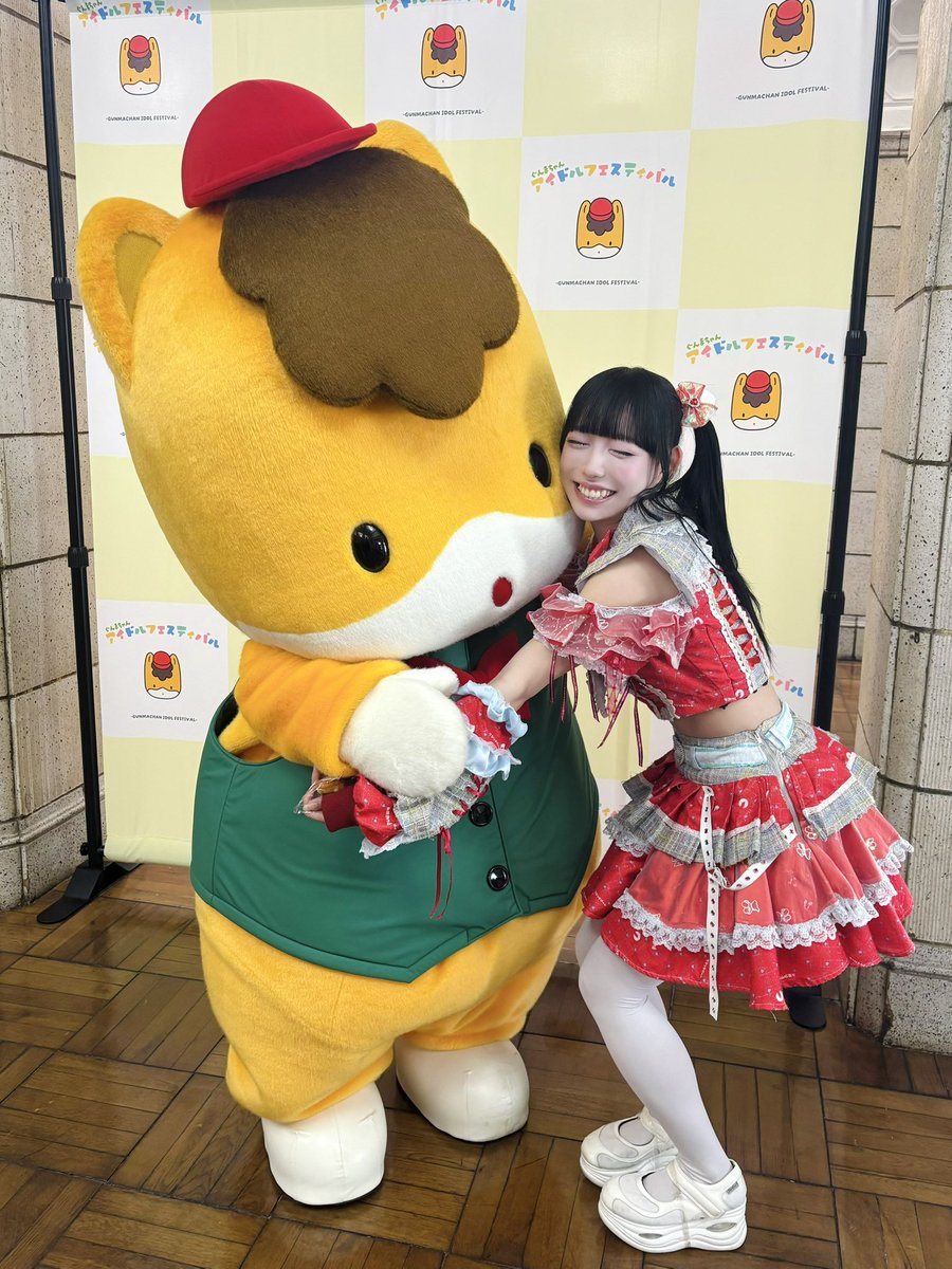 qumali_ayane's tweet image. ぐんまちゃんにぎゅーして貰った(,,&amp;gt; &amp;lt;,,)♡か、かわいすぎる…ありがとうっ

 #ぐんまちゃんアイドルフェスティバル 
 #ぐんまちゃん  #GIF
 ameblo.jp/qumalidepart/e…