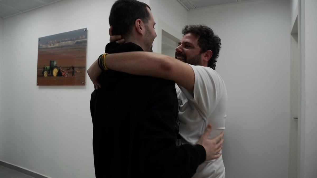 Returnee Guy Gilboa Dalal reunites with his family🎗️
📸IDF Spoksperson Unit