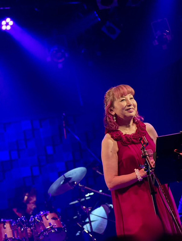 mmanaho's tweet image. 送って頂いた、リリースライブの写真。
なんだかとても幸せそうな自分がいる。(笑)
#リリースライブ
#ジェミニシアター
#gradation
#ニューアルバム