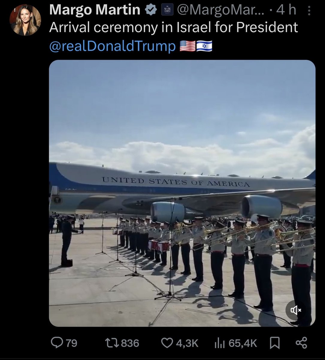 Pour faire la paix , entre des ennemis ancestraux , le seul moyen c'est d'arriver a etre accueilli de la meme maniere par les 2 camps. 

C est la négociation,  l'art of the deal. 

Uniquement <a href="/realDonaldTrump/">Donald J. Trump</a> est capable de cela.