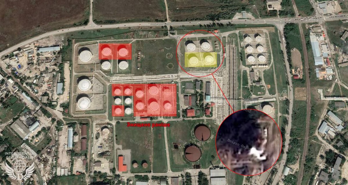 🇺🇦🔥✈️🇷🇺As a result of Ukrainian airstrikes on the Feodosia oil base, 11 oil tanks were destroyed. 10 of them were filled with fuel. 

Tanks that have already been destroyed are marked in red, and those that were previously attacked are marked in yellow. 

See the latest updates