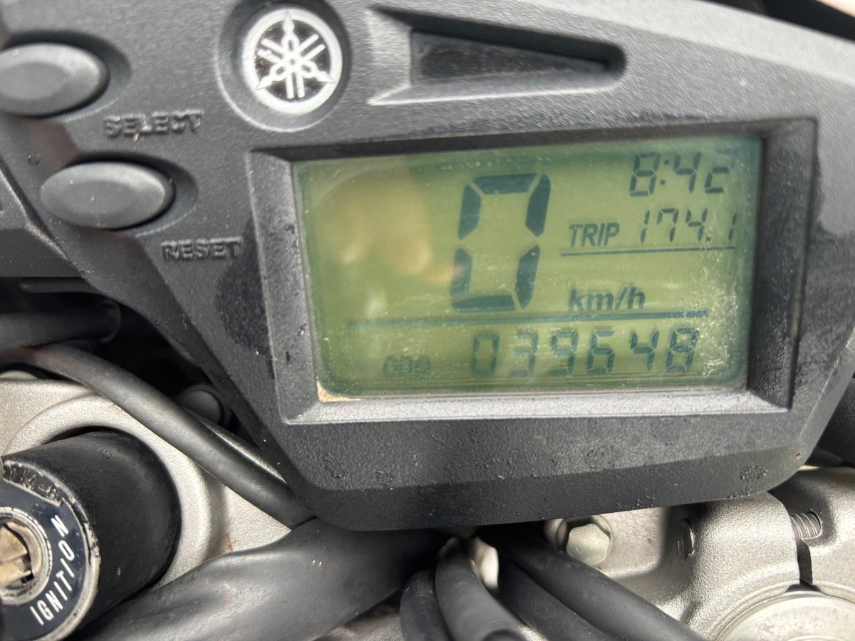 (代理)セロー250 売ります
自賠責令和9年6月まで
ディスクローター、ブレーキパッド前後新品
エンジンオイル、フィルタ交換済
スパークプラグ交換済
希望30万円