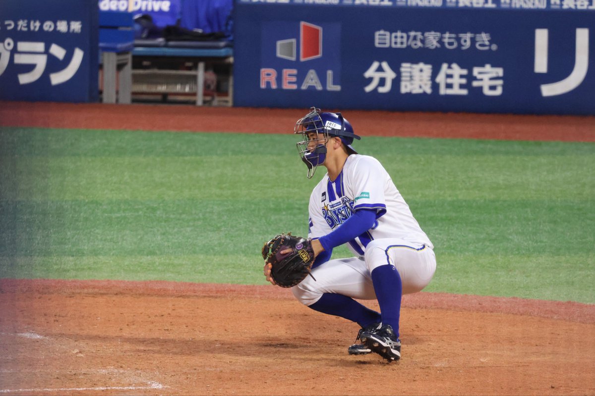 mrmrk_ydb89's tweet image. 試合途中からの出番に備える選手たちも
CSでも当たり前のように自分たちに出来ることをやってくれて、若手もベテランも同じ方向を向いているのが心に沁みた🥲