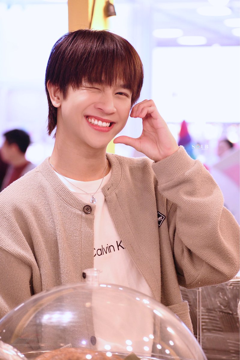soub1181's tweet photo. แรงมาก~~~ งื้อ โครตน่ารักเย้ยยอะ*
#เจ้าแก้มก้อน #fluke_natouch
#ลิ้นติดโปรแฟร์ #อิ่มหนำสำราญ
#fluke_cooking https://t.co/M8wyZPLzm5