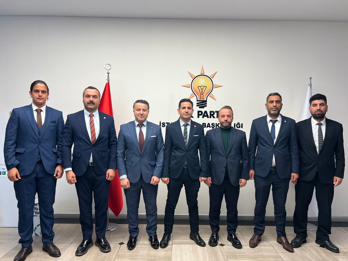 Yardımcı Hizmetler Sınıfı ve Eğitim Çalışanları Sendikası Genel Başkanını ve ekibini İl Başkanlığında misafir ettik . Nazik ziyaretleri için teşekkür ederiz.
