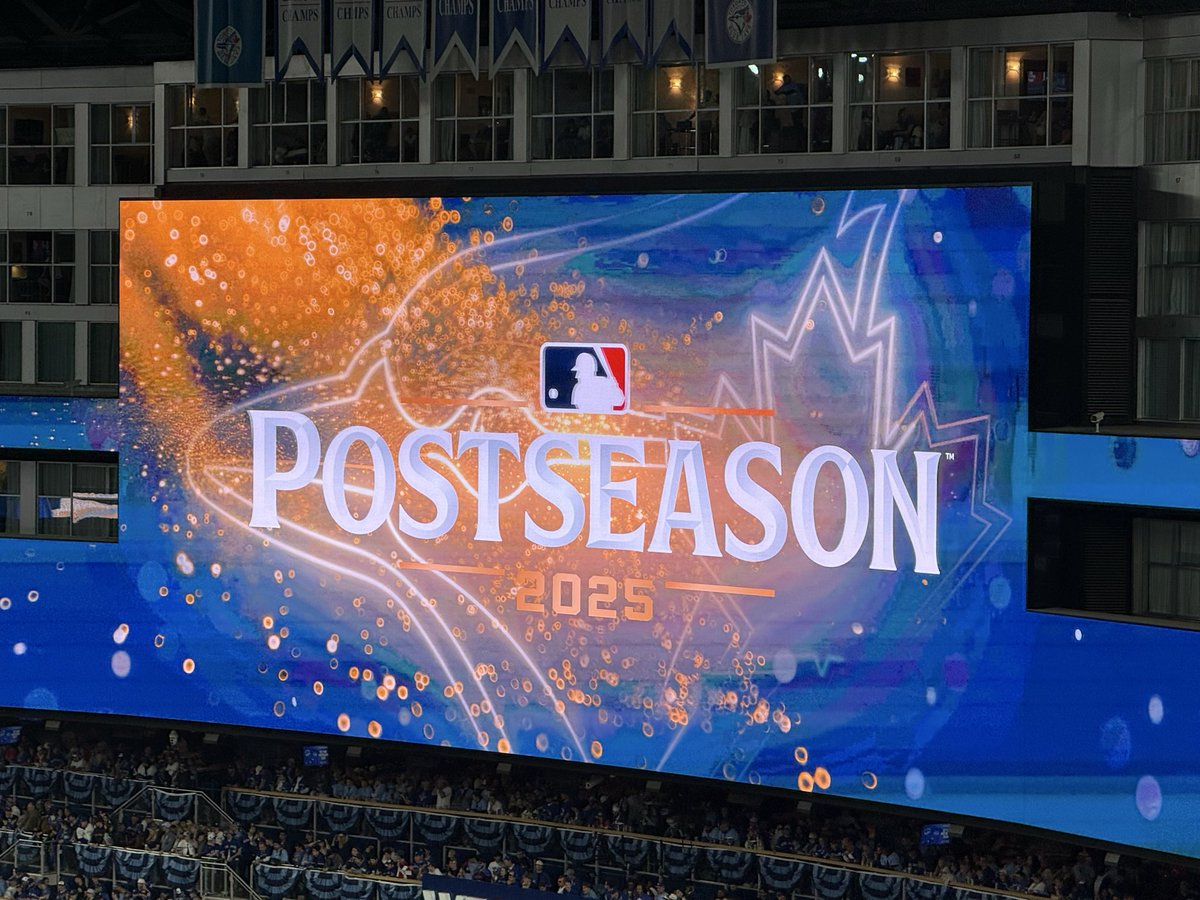 Xriptian's tweet image. Game #156 – October 12, 2025

American League Championship Series (ALCS)
Seattle Mariners vs Toronto Blue Jays
Rogers Centre, Toronto ON

I think all of Canada showed up tonight to root for the Blue Jays. The atmosphere was way more relaxed and joyful than when the Yankees were…