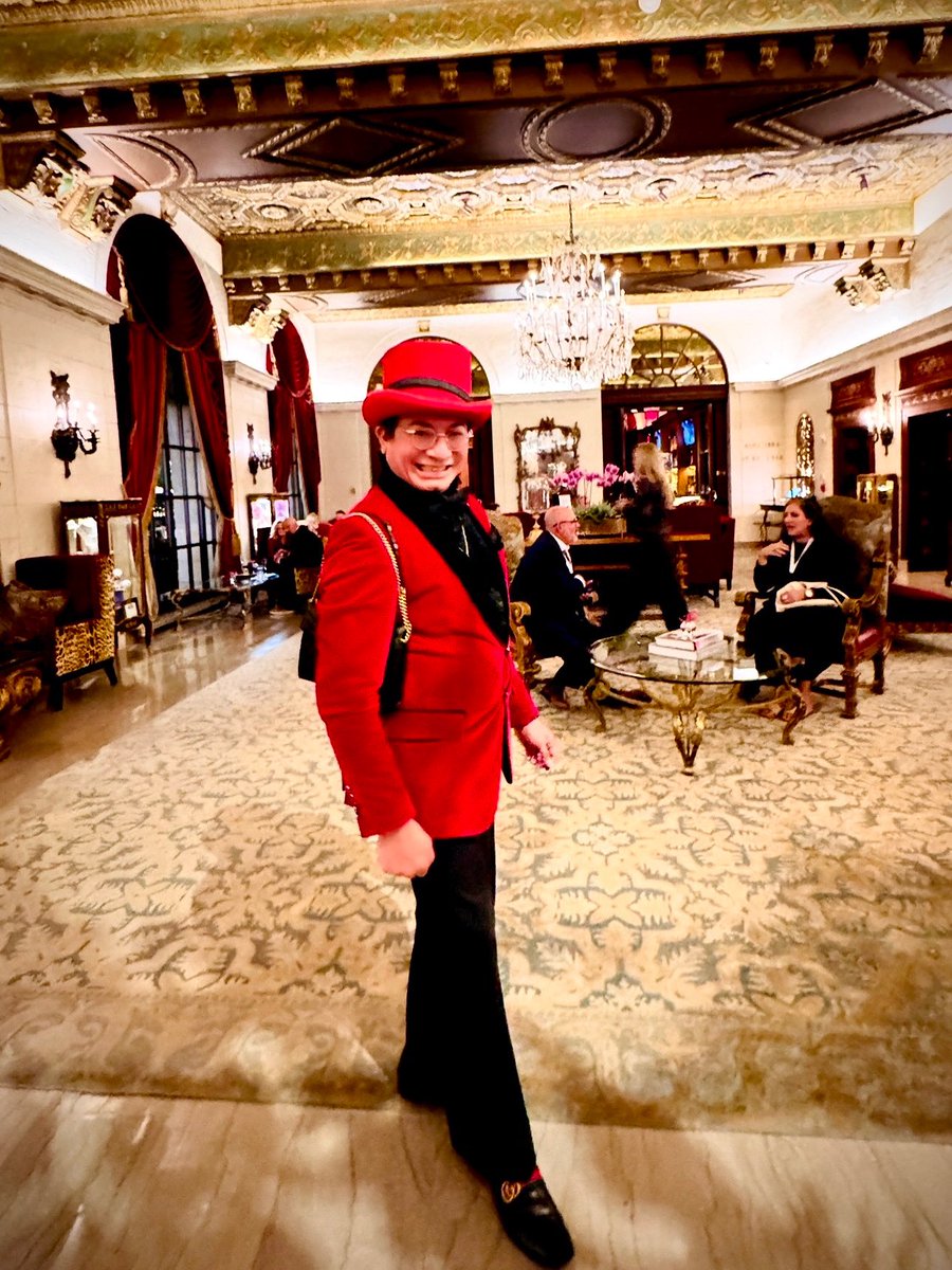 You’re never fully dressed without a smile! Honored to support The John Rainey Center Leadership LAMP National Summit — United in purpose, proud in spirit, and inspired by America’s greatness. #LAMPNationalSummit #Leadership #MAGA #usa ❤️🇺🇸