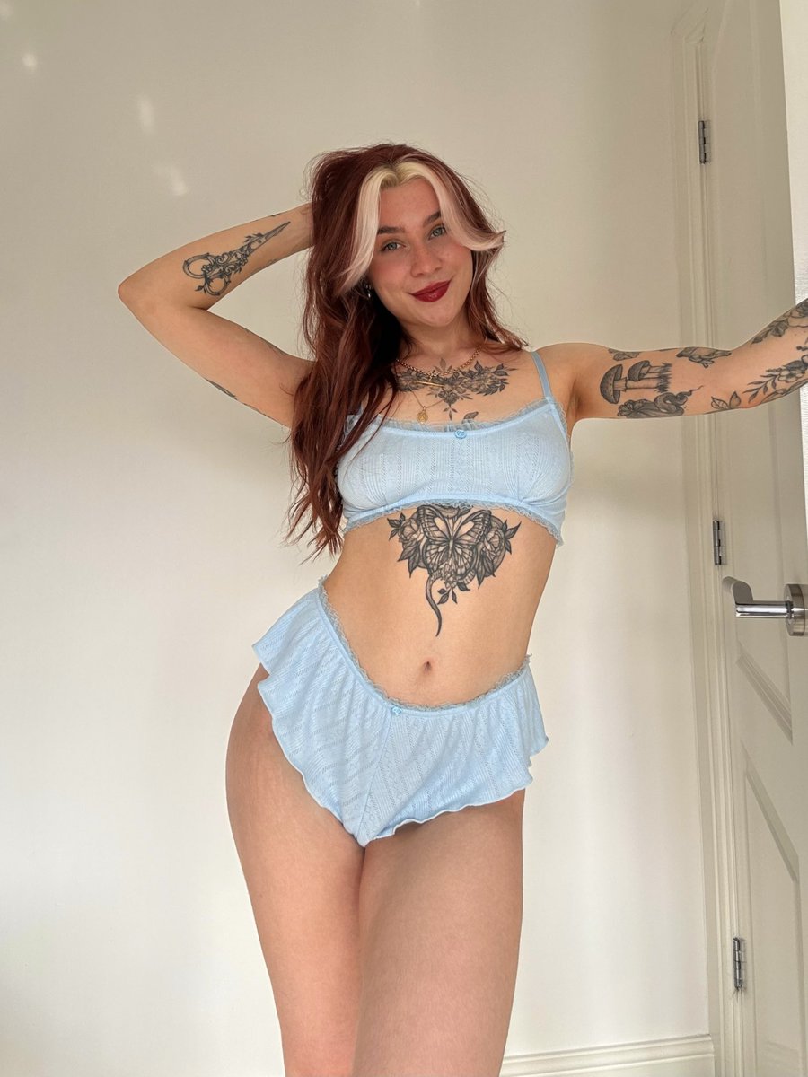 just here to cure your monday blues.. 🙊