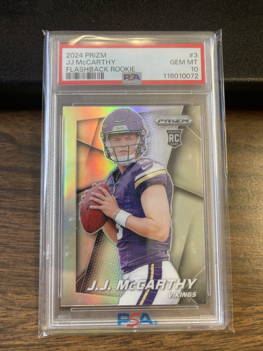 My first “slab” trade has now been successfully completed ✅ Thank you <a href="/gallaway_adam/">adam gallaway</a> for the latest addition to the JJ McCarthy collection 🔥 Enjoy the Jettas SSP 💎 sir! #SKOL