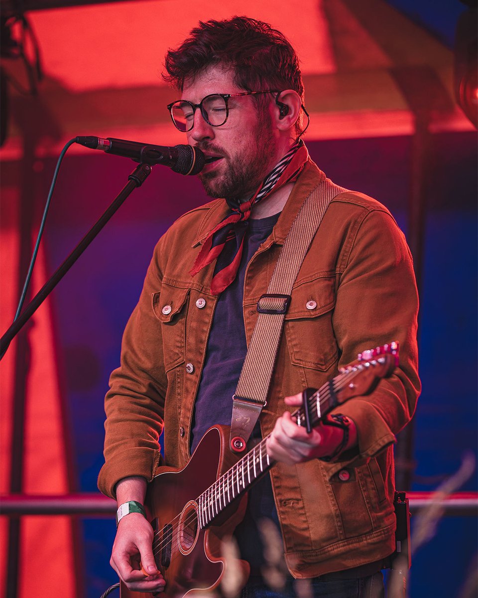 Stephen F. Mone out on the Acoustic Stage!

#DonnyFest #AcousticStage #LiveMusic #MusicFestival #Festival