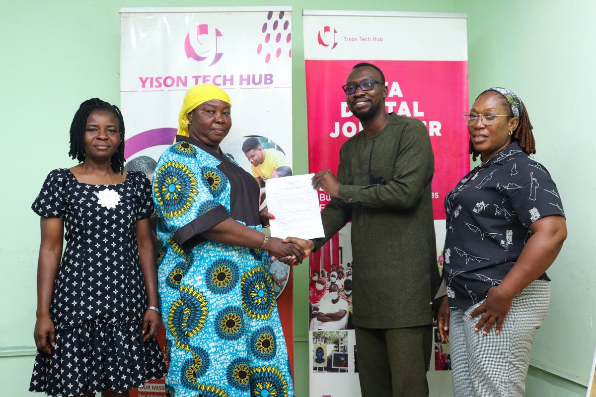yisontechhub's tweet photo. After certifying Master Craft Persons (MCPs), Yison Tech Hub strengthened ties with various MCP associations to provide mentorship, coaching, and business support. An MOU was signed to drive collaboration and create lasting opportunities.
#MCP #Mentorship #Innovation #YisonImpact https://t.co/aLyAGMrSC1