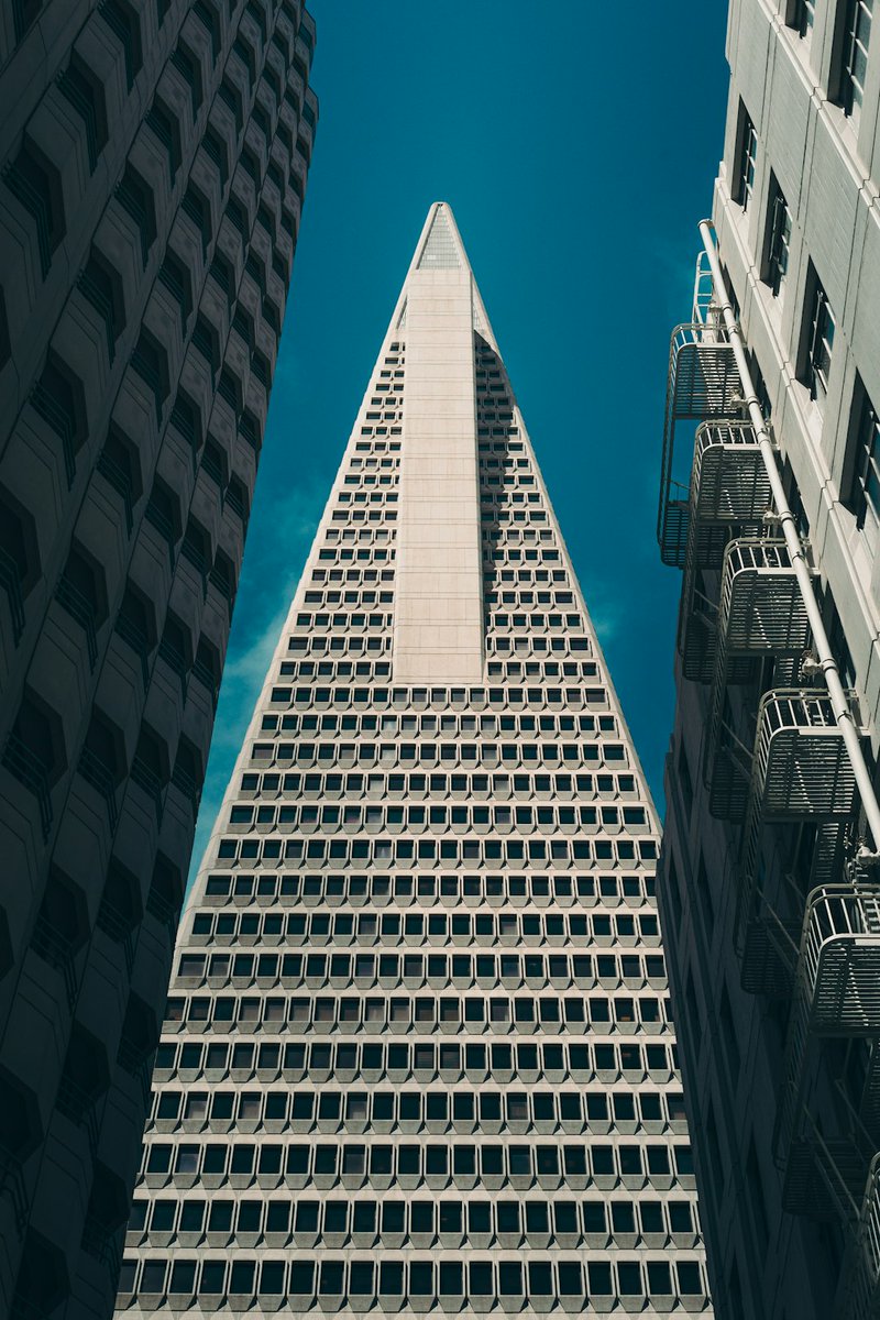 chinerushi1979's tweet image. Want a strong core that supports everything you do? 💪  Focus on planks, Russian twists, and leg raises! These simple exercises build stability and power from the inside out.  #coreworkout #fitnessmotivation #strongbase #healthylifestyle