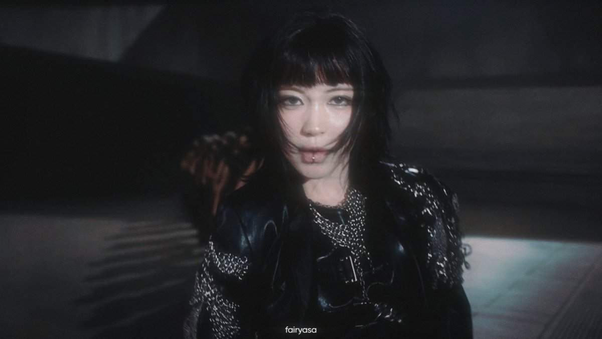 fairyasa37's tweet image. asa - 'we go up' exclusive performance ❦