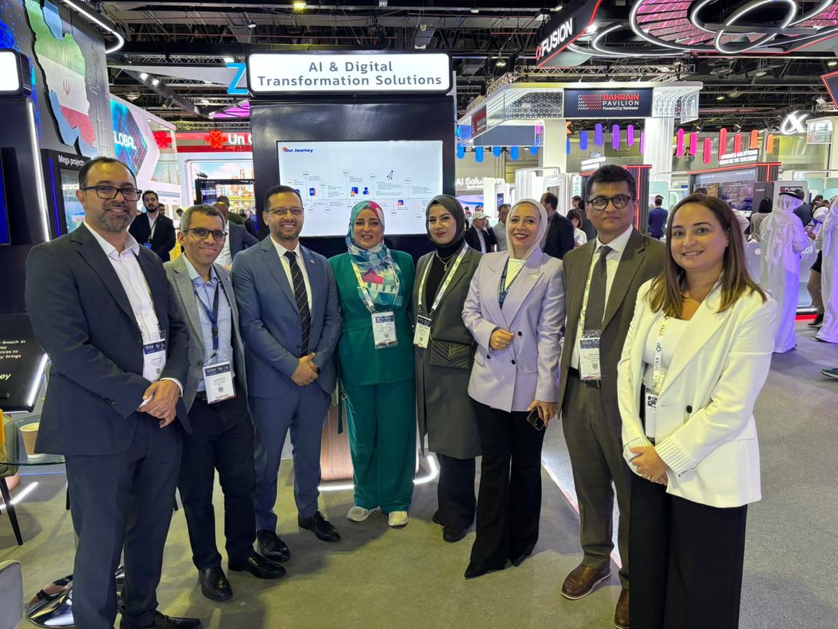 linkdevelopment's tweet image. Day 1 of GITEX 2025 is officially in the books, and what a phenomenal start.
The doors opened this morning, and we immediately felt the energy of innovation in the air. At the Microsoft Hub H7-A20 and Beyon Pavilion H20-C15, showcasing everything from AI-powered platforms to…