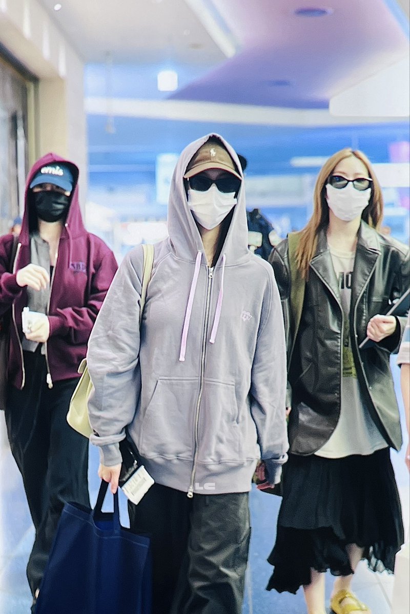 lc_cjs's tweet image. 251014 HND #ITZY #있지 #LIA #리아