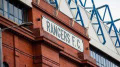 TOPXNews's tweet image. 🚨 Rangers are back in the hunt for a new manager! A fresh shortlist is on the table as three candidates have been ruled out. 📝⚽️ Check out the latest updates from @BBCSport: [ift.tt/gvEtiD0] #RangersFC #ManagerSearch #FootballNews