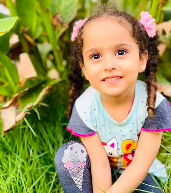 PhileasF0gg's tweet photo. @lauhaim Reem Ali Badwan, assassinée en 2023 sous les bombardements aveugles (Malgré l'utilisation intensive et maintenant avérée de l'IA) de Tsahal. Elle avait 4 ans.
Chacun des 20,000+ enfants massacrés par vos maîtres avaient un nom, un visage, EUX AUSSI. #IndignationSelective https://t.co/5AKSWsgtko
