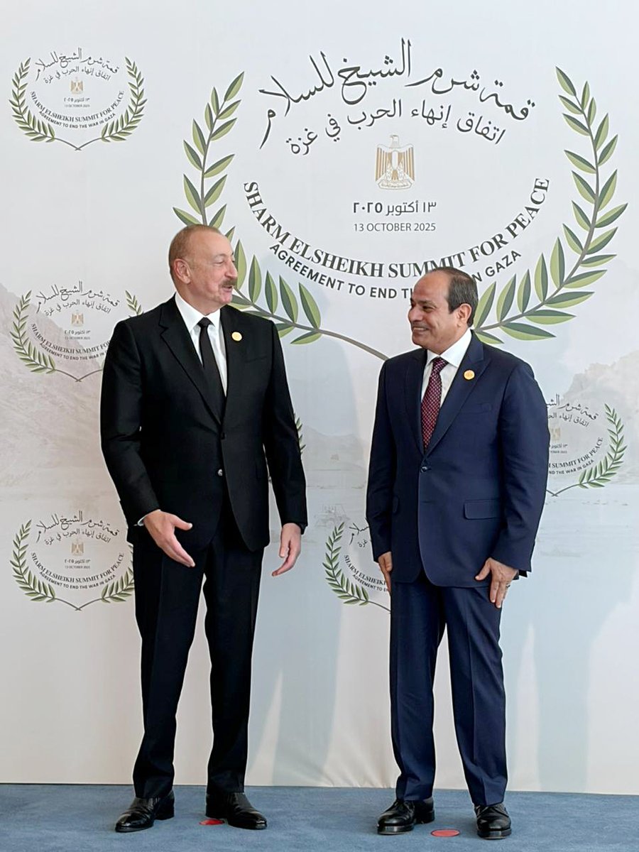 presidentaz's tweet image. President Ilham Aliyev arrived at the International Congress Center in the city of Sharm El-Sheikh to attend the Middle East Peace Summit.

President of the Arab Republic of Egypt, Abdel Fattah El-Sisi, welcomed President Ilham Aliyev.

president.az/en/articles/vi…