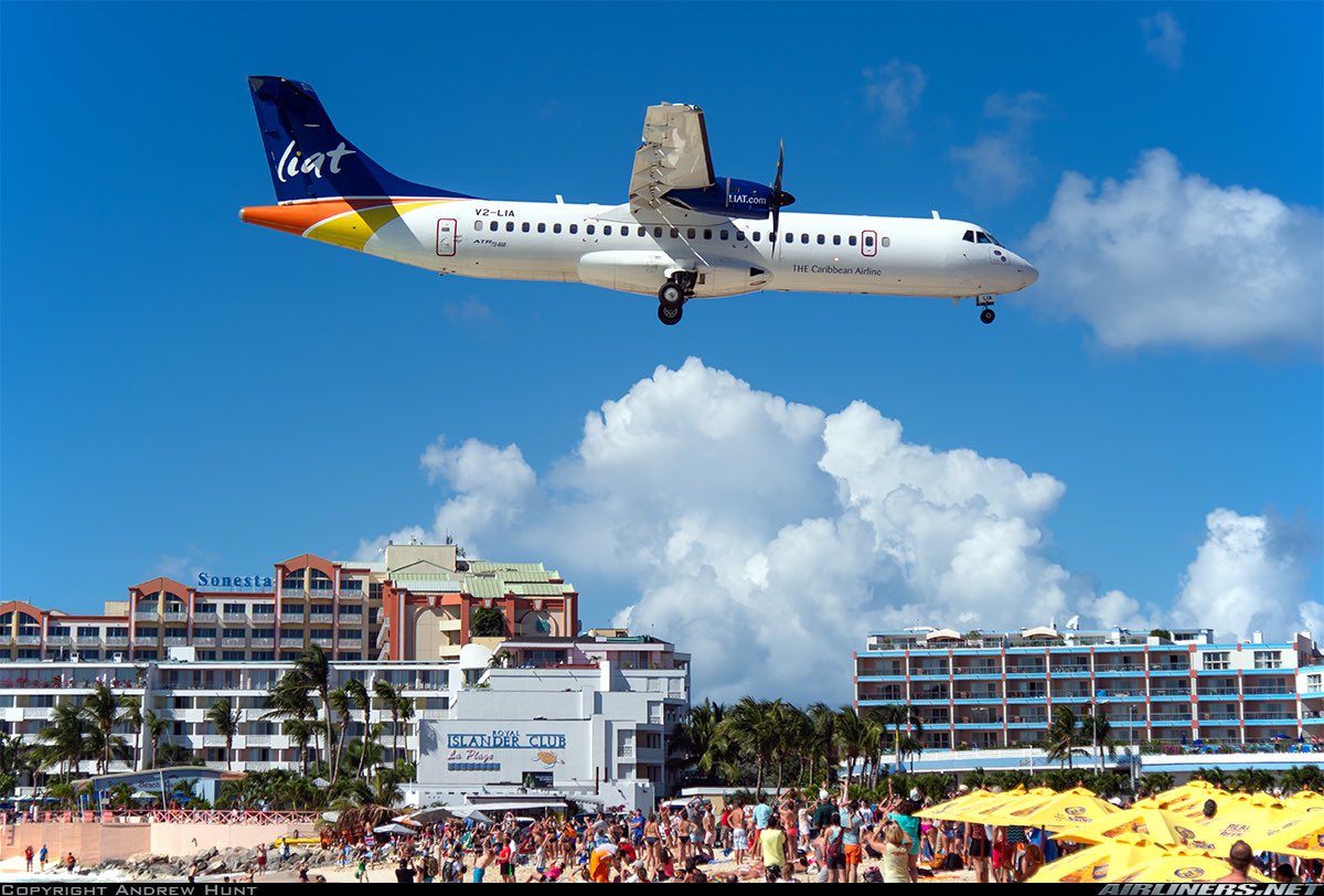 n194at's tweet photo. LIAT
ATR ATR-72-600 V2-LIA
SXM/TNCM Princess Juliana Airport
February 24, 2015
Photo credit Andrew Hunt
#AvGeek #Airline #Aviation #AvGeeks #ATR #ATR72 #SXM #SaintMaarten #LIAT https://t.co/e1FTyKS8bl