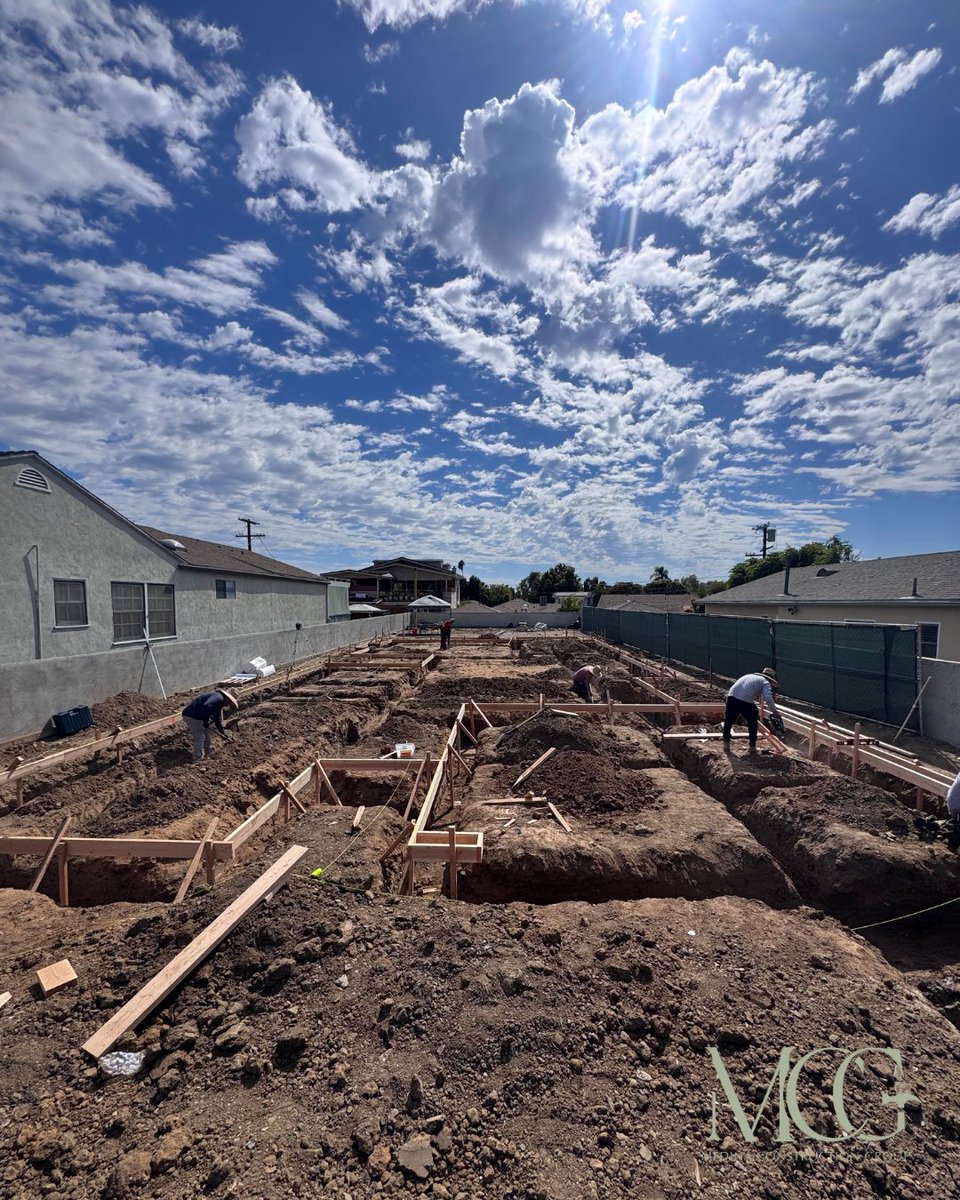 medinacgroup's tweet photo. Another build in progress 🔨
Foundation phase for a 4,800 sq. ft. custom build in Los Angeles underway. Stay tuned for the transformation! https://t.co/JfcOEsbGJn