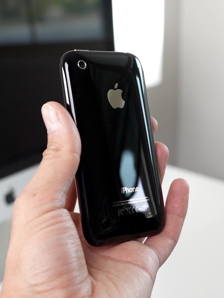 iClassic tweet media