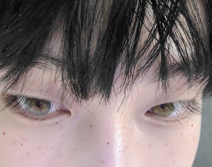 sunoo literally has the prettiest eyes