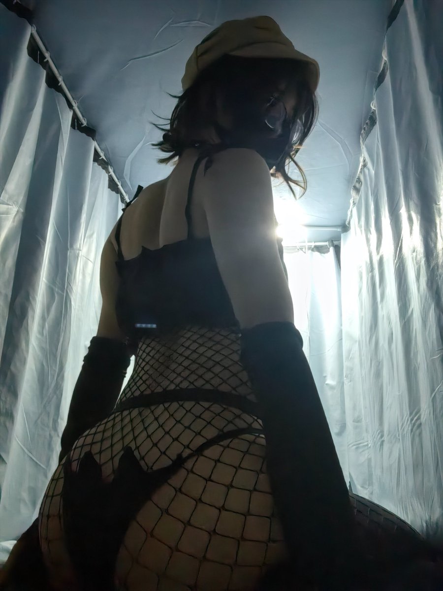 大叔我就这样坐在年轻孩子的身上嘿咻嘿咻播种

#男娘 #伪娘 #大学生