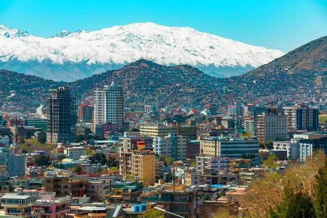 WrrangaLunri2's tweet photo. باران د غیشو اوري، نه ړنګوو صف د وطن
خلک به هر طرف وي، موږ یو په طرف د وطن

ا.درمل 

#وطن💐 https://t.co/dE6IRQzxtt