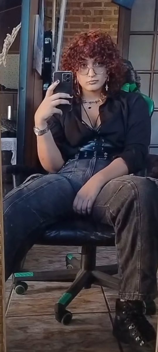 Sapata Lobimoça ☭⚢ 🏳️⚧️🧡🤍🩷 tweet media