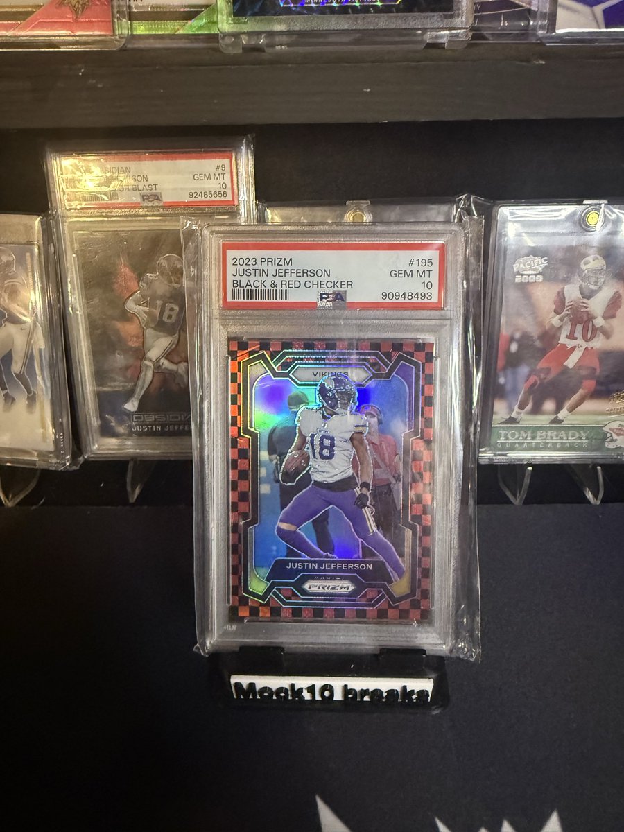 Successful trade with my guy <a href="/HUEDOGG_21/">Jon Henning</a> love a prizm checker especially that red and black
