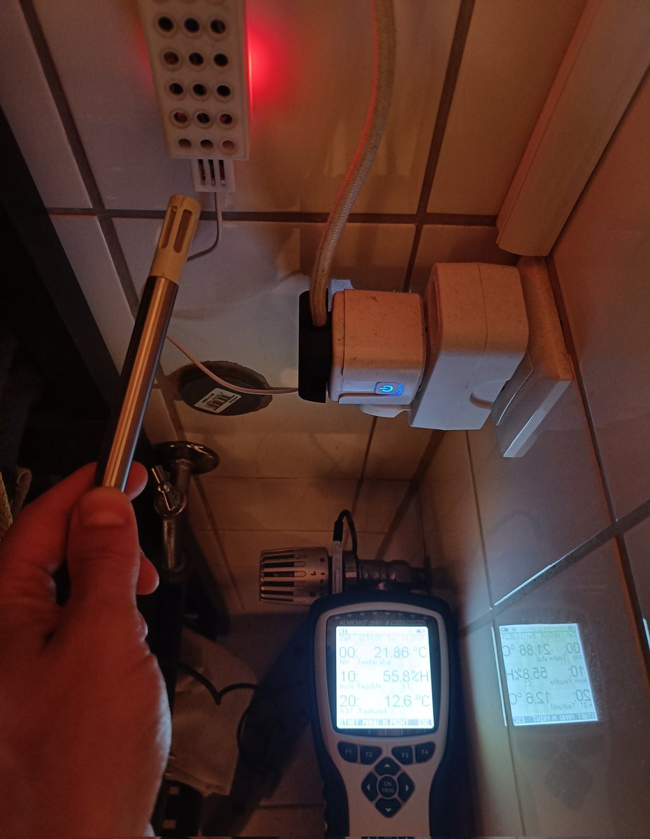 Immer praktisch, wenn man in der Firma teure (und genaue) Messtechnik zur Hand hat.
Wie soll man denn sonst Zuhause seine Sensoren kalibrieren? 😁
#homeassistant 
#smarthome