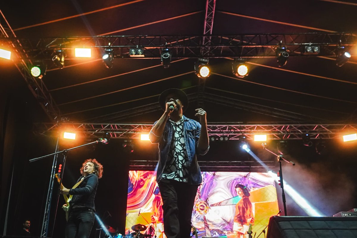 S U P E R L I T I O tweet media