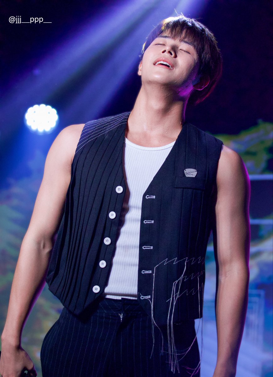 251013
GHOST9 JAPAN FANMEETING 2025     

💫💫💫

#손준형 #SONJUNHYUNG 
#GHOST9 #고스트나인