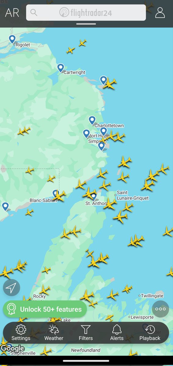 Active westbound flight tracks over the Strait. #nlwx