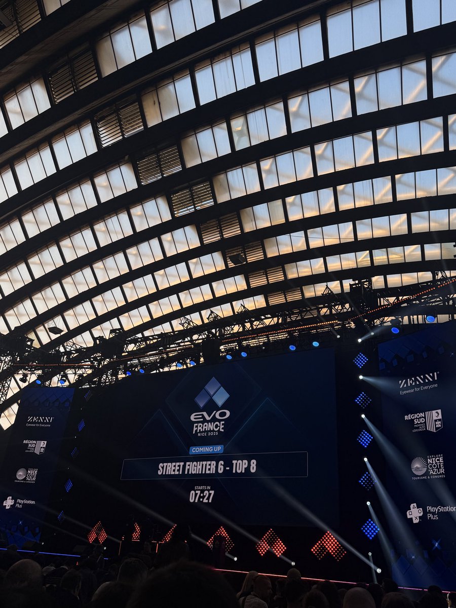 Richimarou's tweet photo. First EVO France was a great experience

Definitely coming back next year ✌️ https://t.co/8YxhaPuOQl