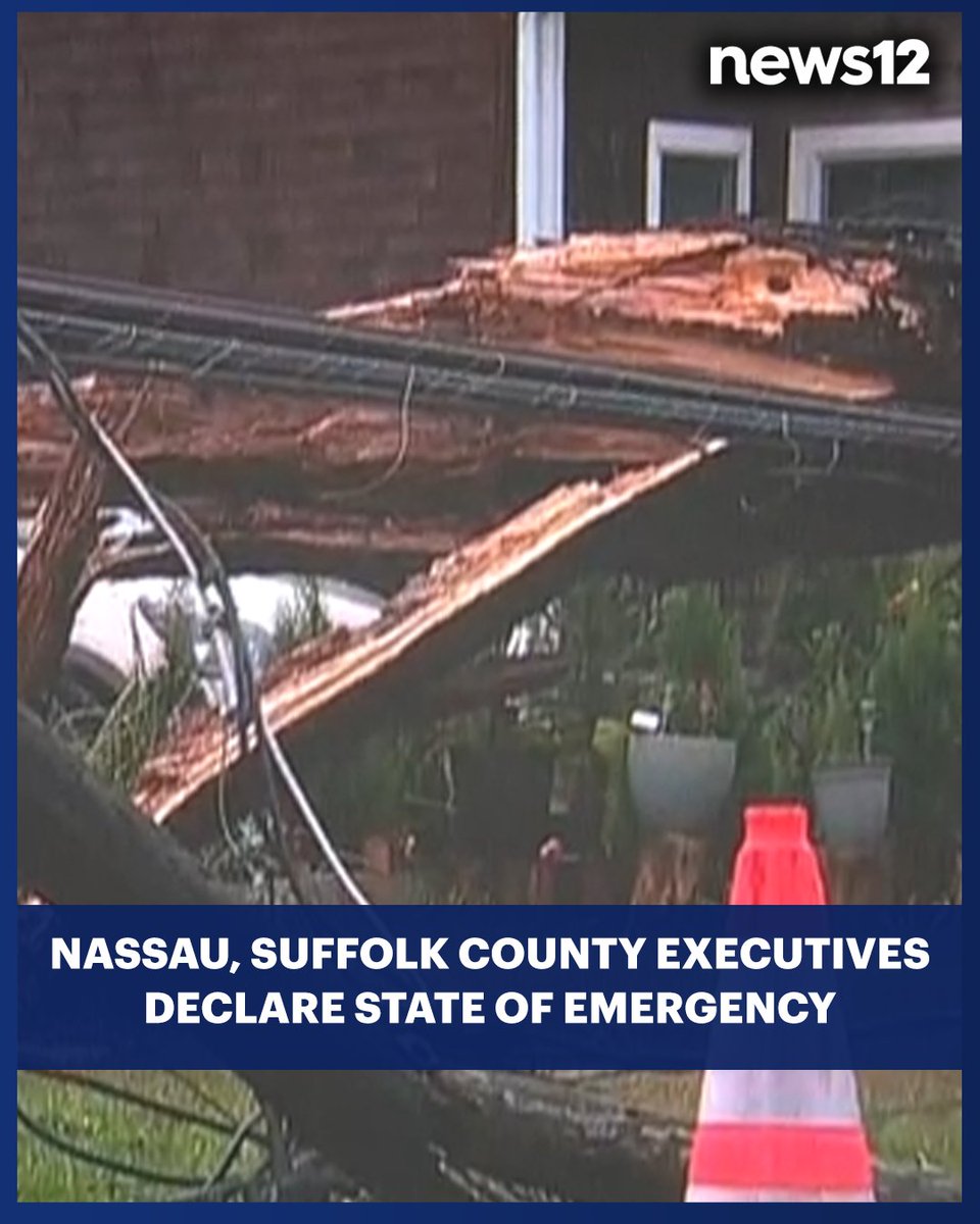 News12LI's tweet image. #StormWatch: Both #Nassau and #Suffolk executives have declared a state of emergency in their respective counties. 

Watch News 12 for the latest weather updates - bit.ly/42E6ZVH