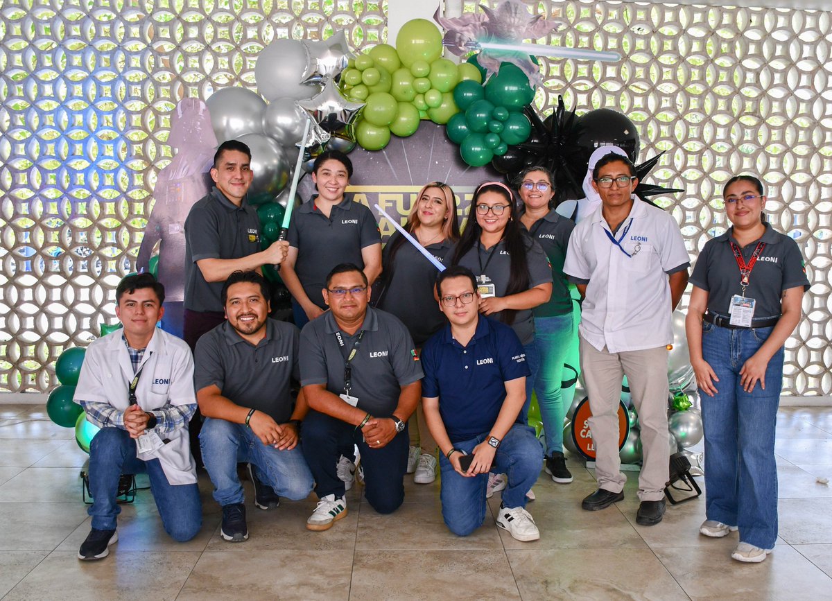 LeoniMexico's tweet photo. ✨🚀 ¡La Fuerza de la Calidad se hizo sentir en Leoni México! Más de 2,000 colaboradores de Mérida, Durango y Hermosillo se unieron en una misión intergaláctica de aprendizaje, diversión y compromiso con la excelencia. 💫 #TeamLeoni #CalidadQueInspira https://t.co/MG2WdjM4yH
