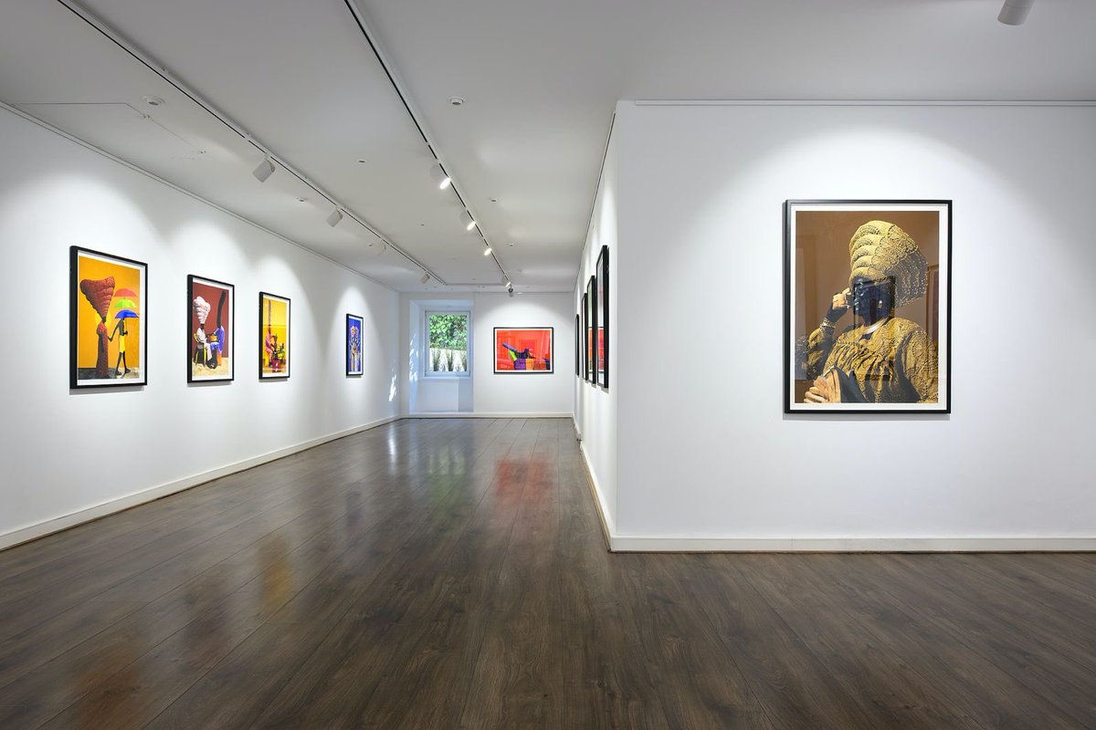 glad to have received representatives 
from the embassy of Nigeria Portugal 
at my ongoing solo show
x brothers lawee in Lisbon. 

till 7-11-25.