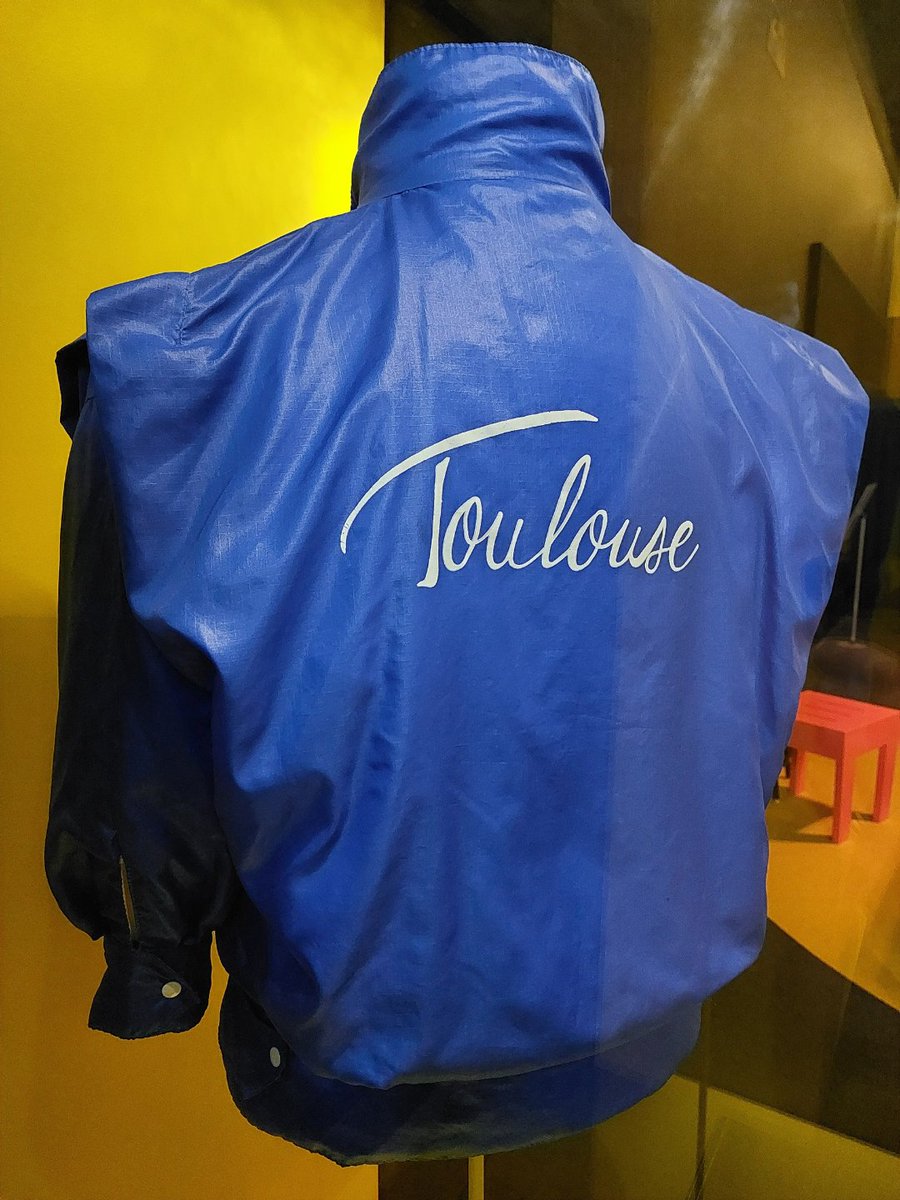 🎶 C’est toujours à recommencer. 🎶 
Savez-vous qui est passé par Rétro la semaine dernière? Judi Richards, du trio Toulouse, et le légendaire Yvon Deschamps. Ils sont retournés dans le passé pour revisiter des moments marquants de leur carrière. 

museedelhistoire.ca/expositions/re…