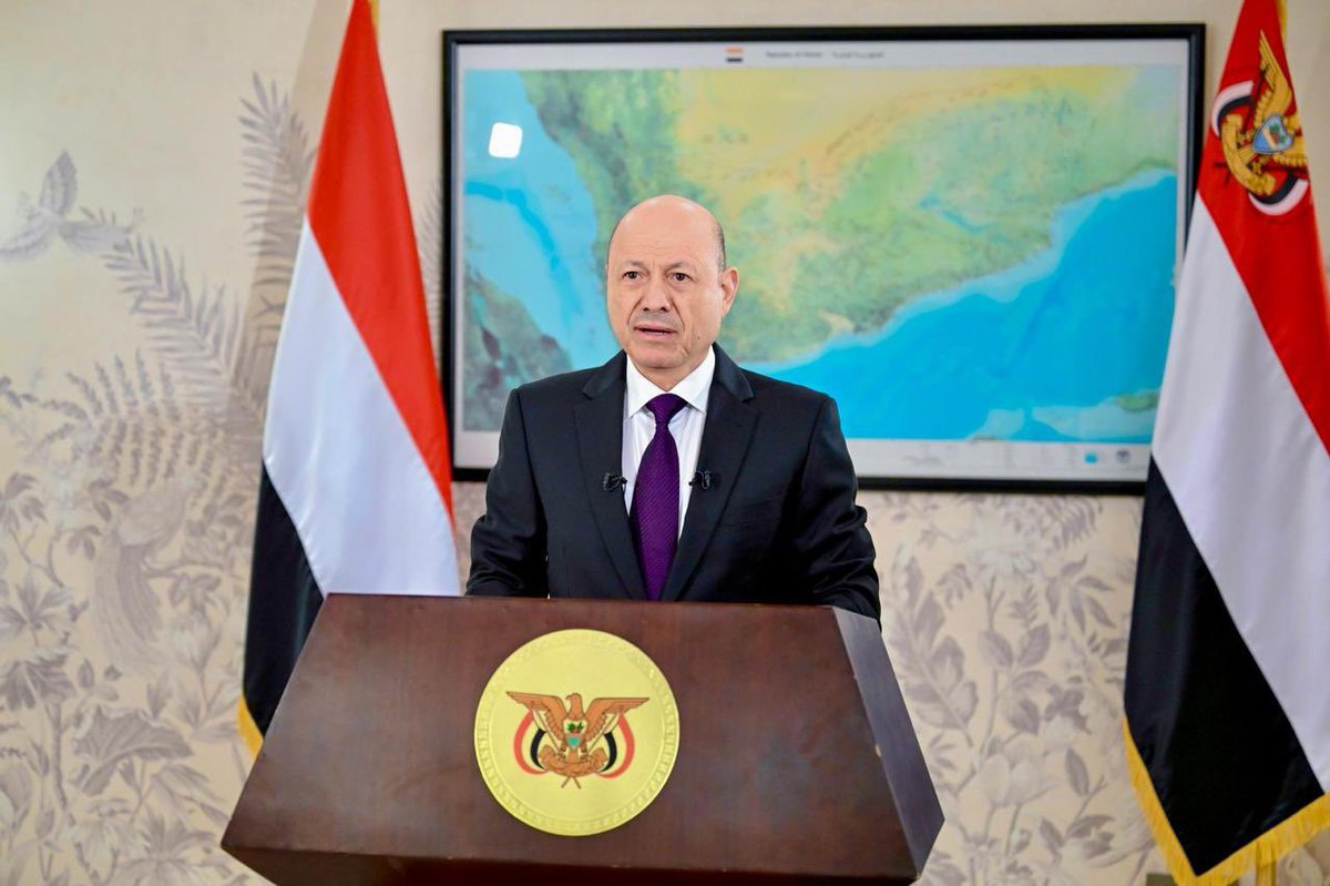 باسمي وإخواني أعضاء مجلس القيادة، والحكومة، أهنىء شعبنا اليمني العظيم بمناسبة ذكرى ثورة 14 أكتوبر المجيدة، التي مثلت ولادة جديدة لشعبنا الأبي، وصيحة عز في وجه القهر، وتتويجا ملهما لتجارب الكفاح المخلص ضد الاستبداد، والاستعمار في شمال الوطن وجنوبه.