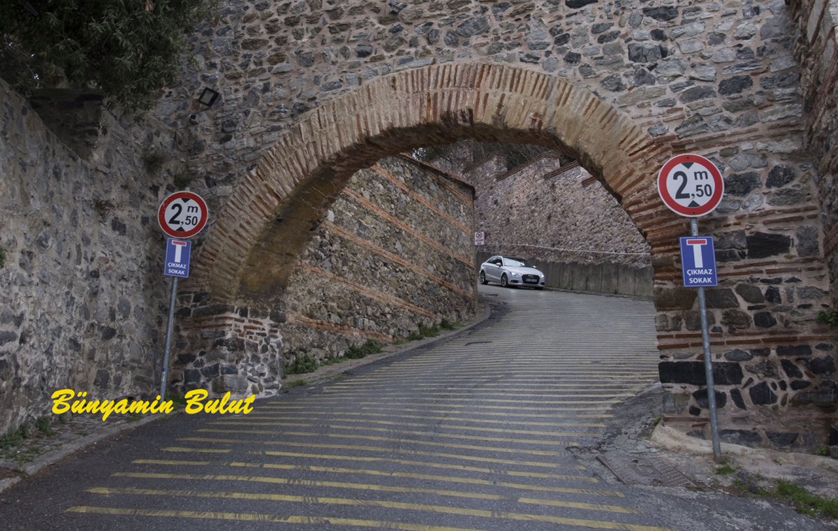 Sevmek Zamanı-1966
Yahya Efendi Sokak 1966 ve Günümüz.