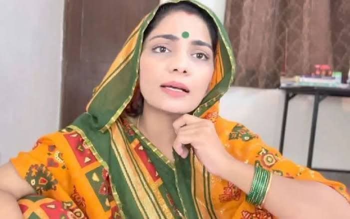 Raazvalmiki7250's tweet image. अब तो इस का-बा के चिकनगुनिया की बाट लग गई. 

आज सुप्रीम कोर्ट ने पहलगाम आतंकी हमले से संबंधित सोशल मीडिया पोस्ट पर नेहा सिंह राठौर के खिलाफ दर्ज FIR को रद्द करने से इनकार कर दिया है. यह भी राहू की शागिर्द है और टुलकिट गैंग का एक हिस्सा है.