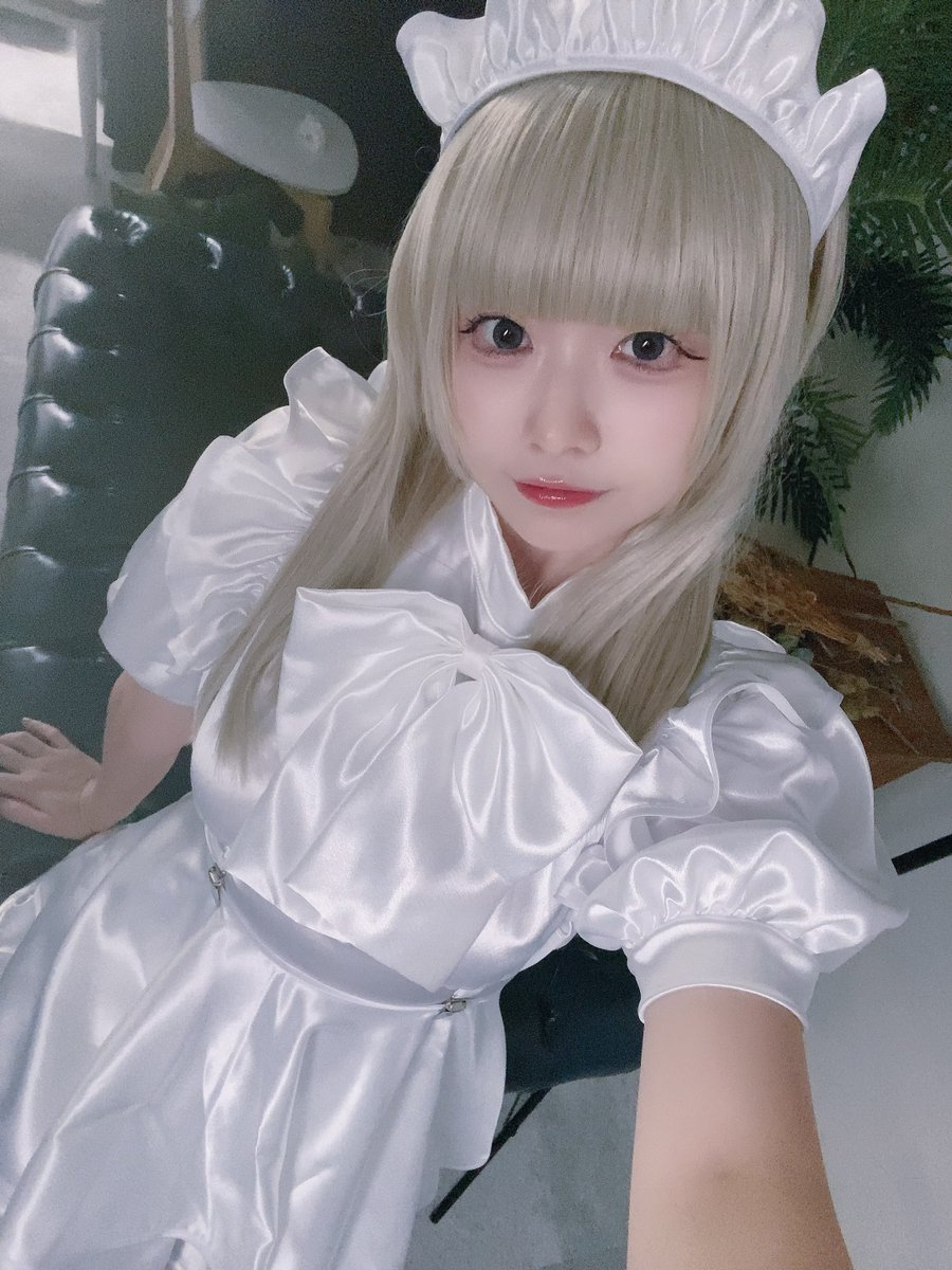 ふゆちゃんと併せしてきたよ〜！クリームソーダバニーとフェティッシュメイド🐰🖤🤍